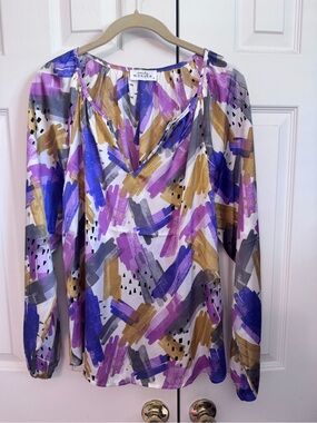 Wonder Brushstroke V-Neck Blouse in Purple, Gold & Gray